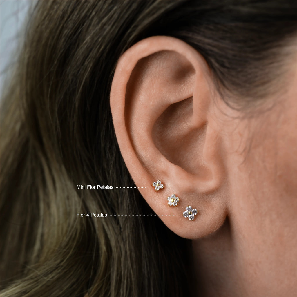 Labret Mini Flor Petalas Zirconia Gold PP